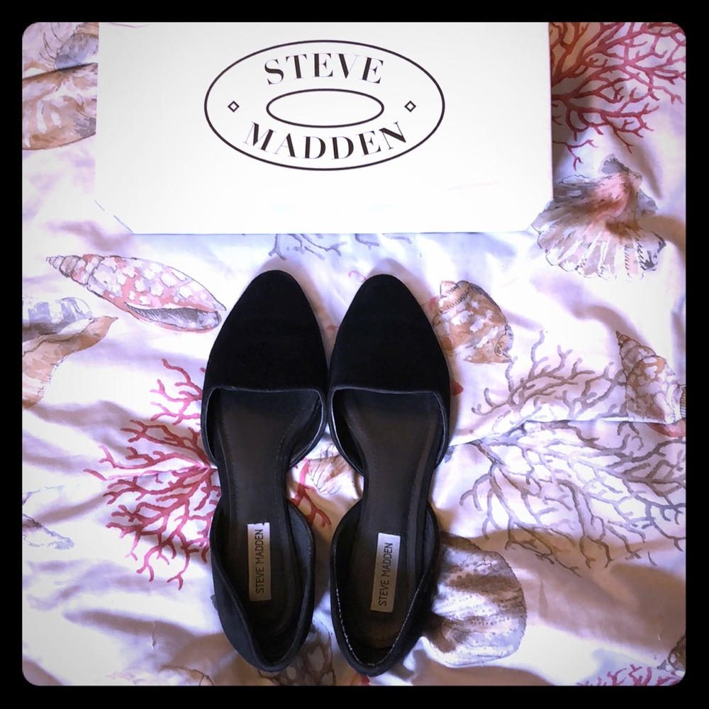 Steve Madden Black Suede Flats
